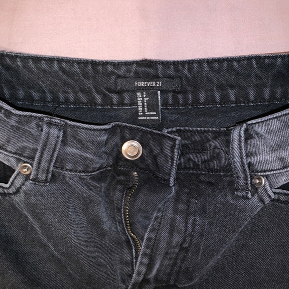 Black denim mini skirt - Picture 2 of 3